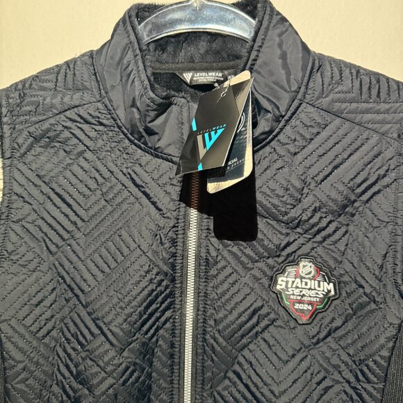NHL Stadium Series 2024 New Jersey Vest NWT Medium Black Full Zip - Picture 2 of 6